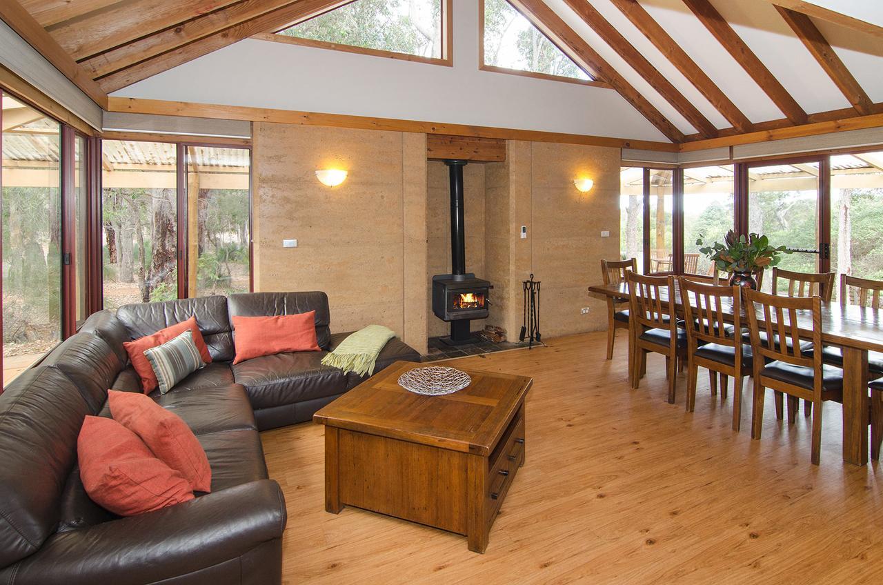 Woodstone Goanna Cottage Dunsborough Exterior photo